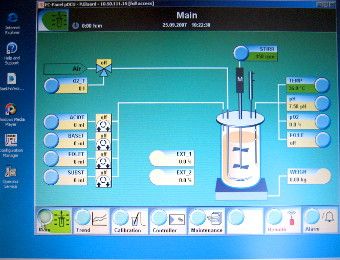 Ecran du logiciel de pilotage du bioréacteur de laboratoire, lycée Paul Eluard de St-Denis (photo A.Gaudin)